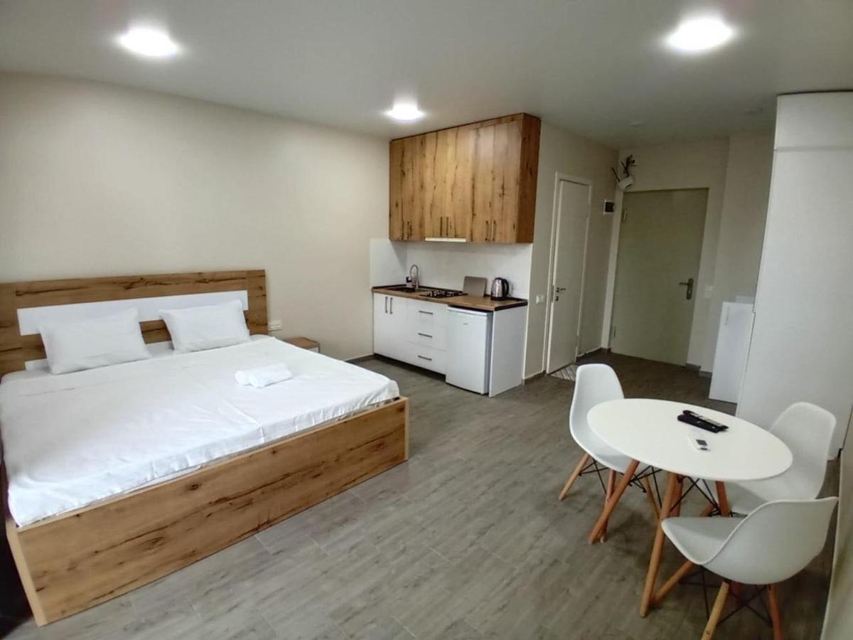 Central Park Apartment Batumi Exterior foto